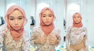 Bokep Indo Jilbab Pink Cantik Pamer Daleman